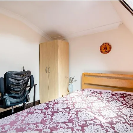 Double Room 2 Mins From Station Belvedere Exterior photo
