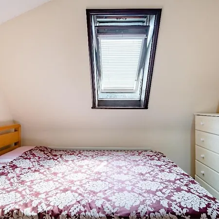Double Room 2 Mins From Station Belvedere Exterior photo